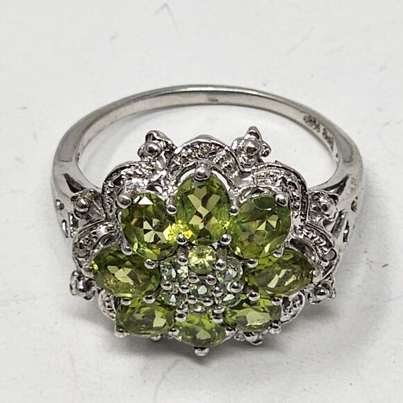 Vintage Peridot Sterling Silver Size 10 Ring - Picture 1 of 12